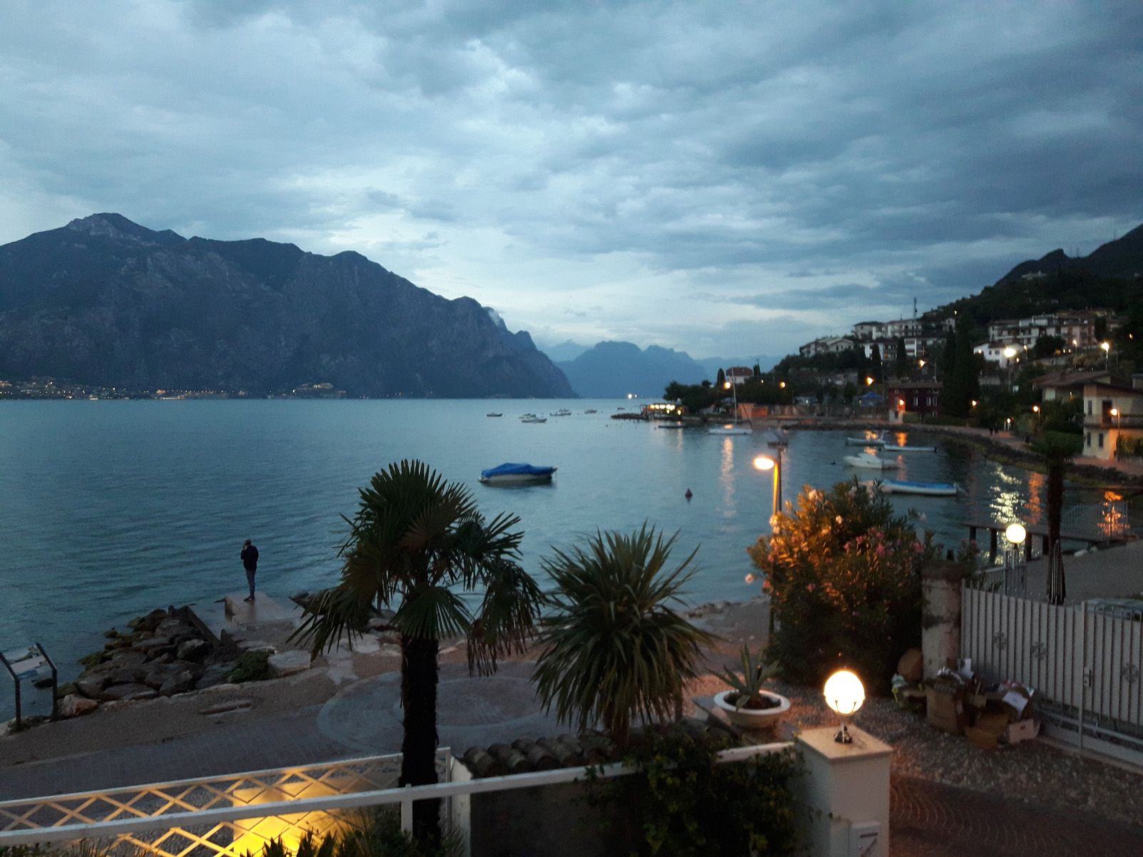 JAUME NAVARRO VIÑAS   FENT SE DE NIT   MALCESINE (LLAC DE GARDA, ITÀLIA)