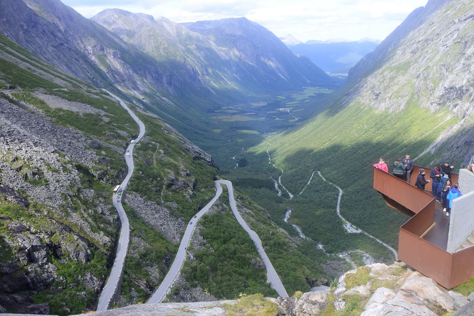 Josep Maria Gonzalez Prat   Trollstigen, la carretera dels trolls.   Trollstigen Viewpoint Noruega