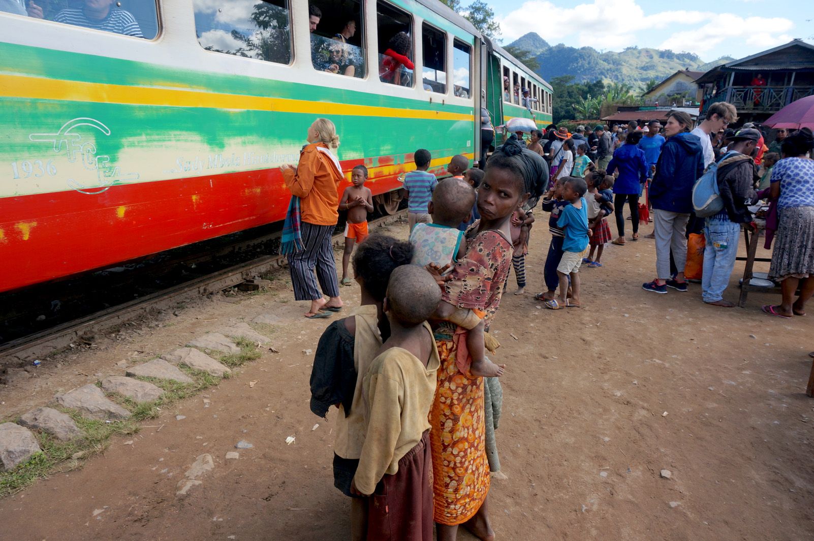 Manel Lladó Barba   La mirada de la pobresa   Tren de Manakara (Madagascar)