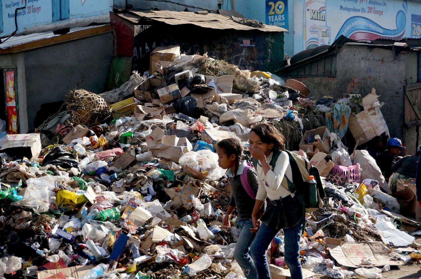 Manel Lladó Barba   Viure entre deixalles   Antananarivo (Madagascar)