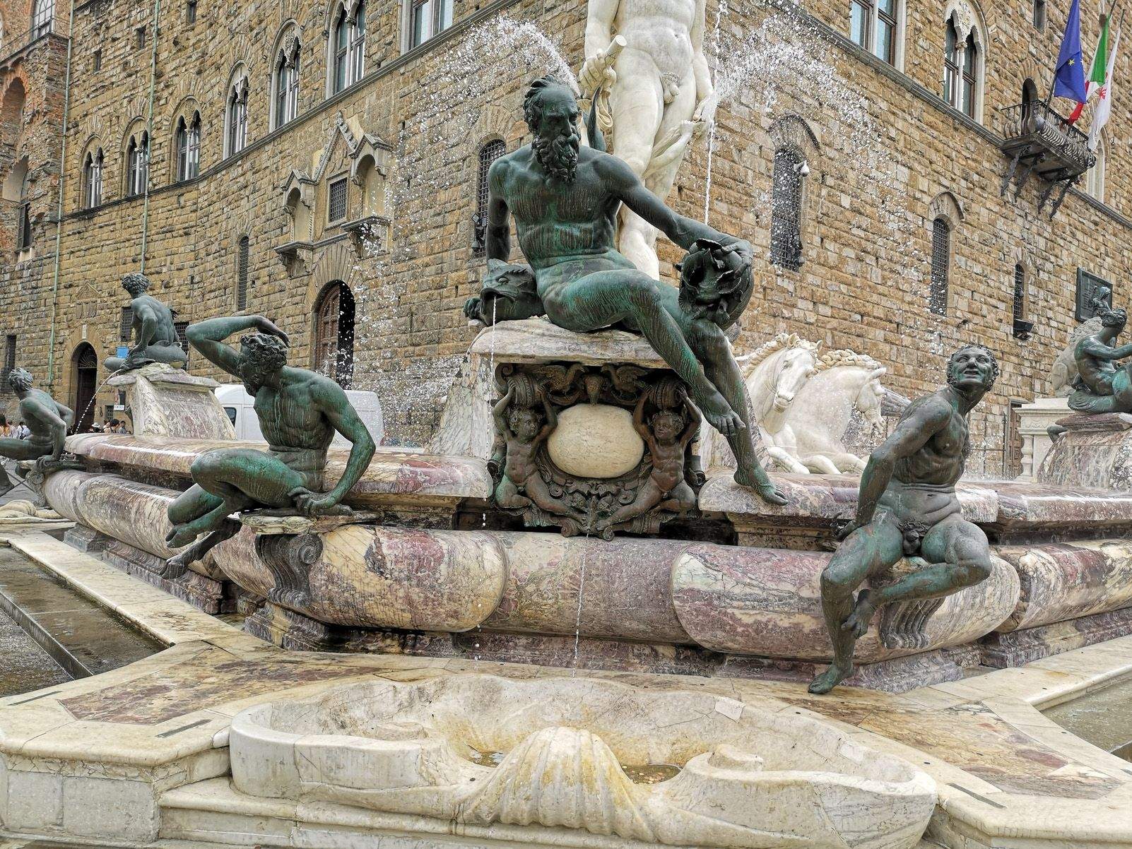 Mercedes Martinez Sanchez   Font de Neptú   Florencia (Italia)