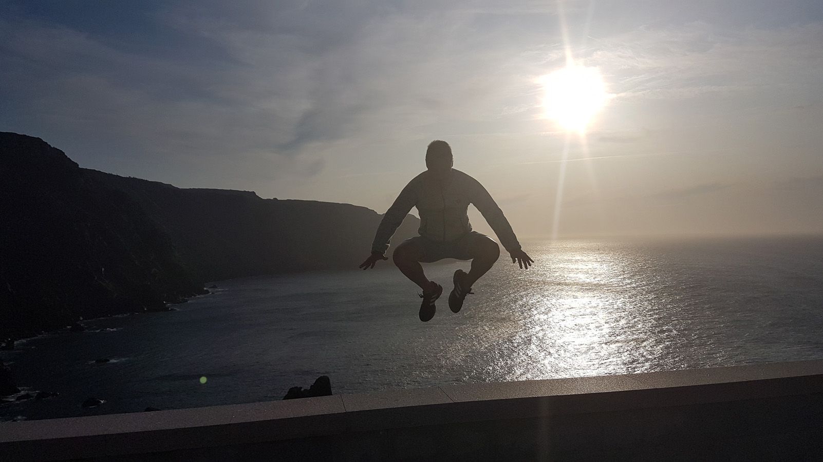 Neus Ruiz Bartolome   Feliçitat   estaca de bares