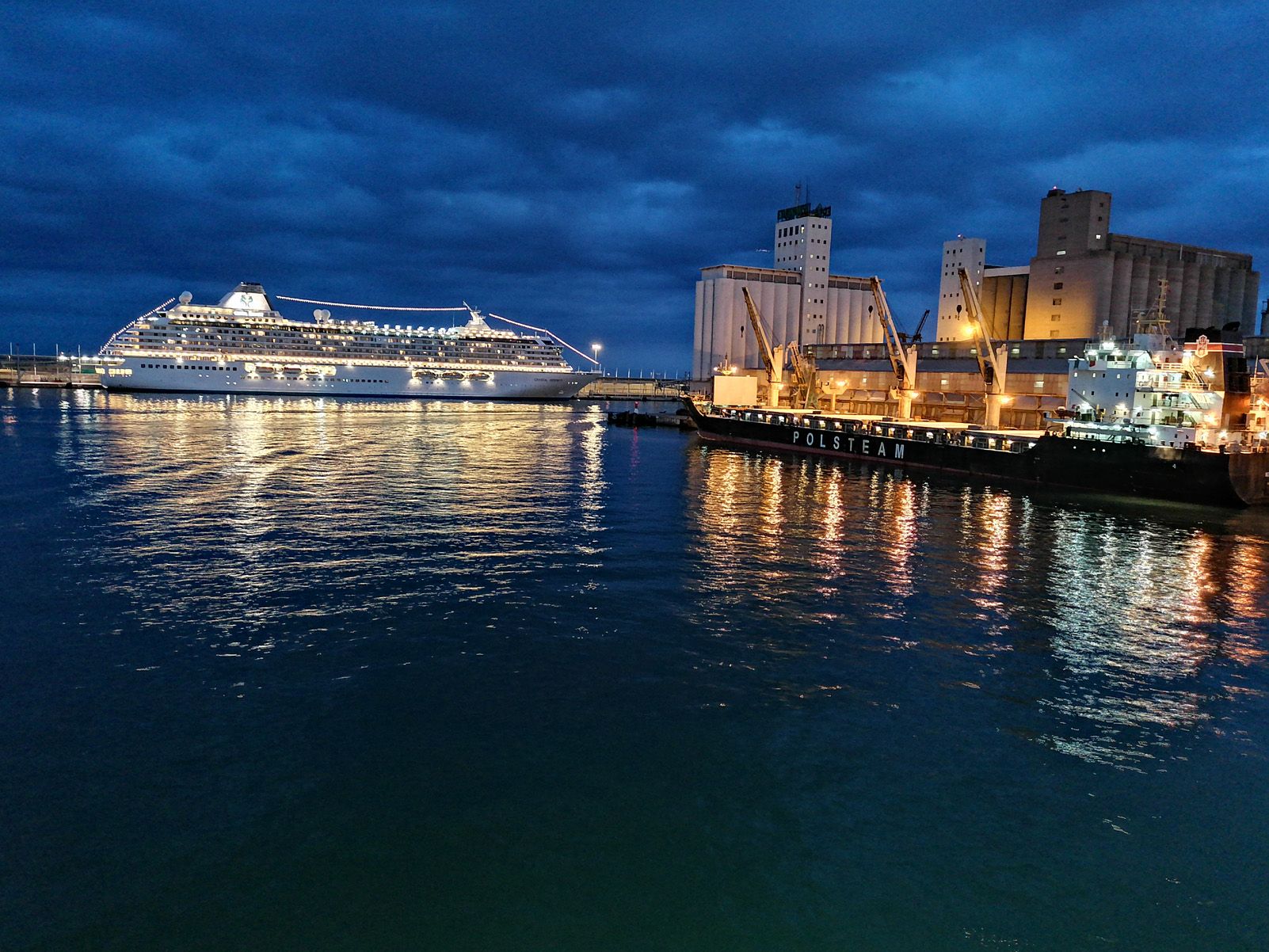 Tito Vilar Salarich   Reflejos a la salida   Port Barcelona