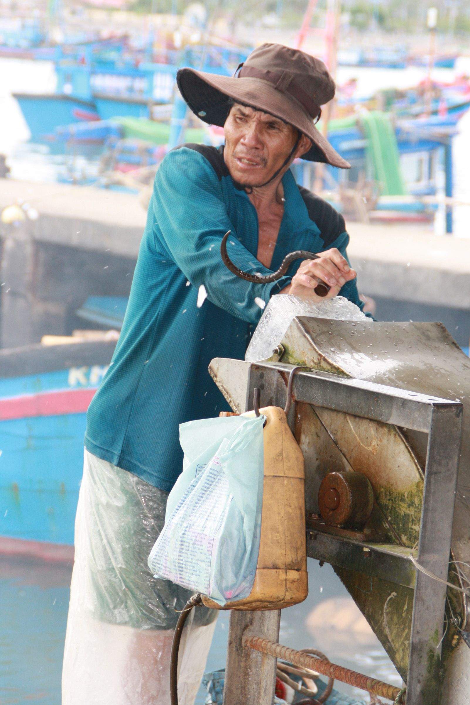 Xavier Rodríguez Casabella   A picar gel...   Vietnam