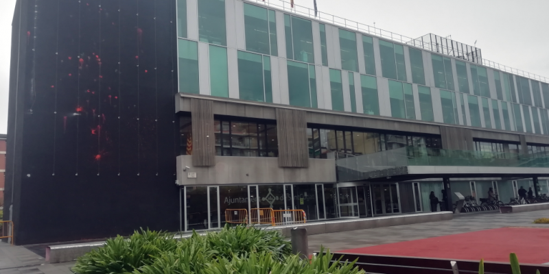 pancarta presos politics ajuntament sant cugat