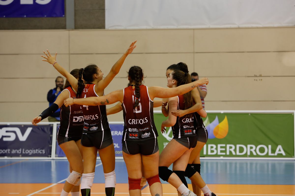 DSV Club Voleibol Sant Cugat vs OSACC Harrioja Voley. FOTO: Yves Dimant