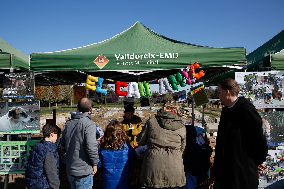 Jornada d'adopció del Cau Amic a Can Caldés. FOTO: Yves Dimant