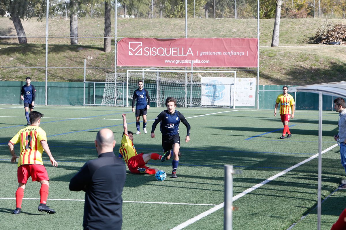 Atlètic Junior FC Vs CF Sant Andreu de la Barca Agrupació. FOTO: Yves Dimant