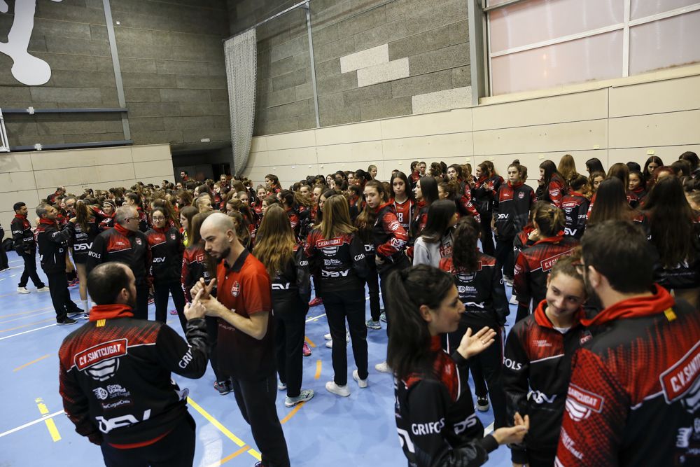 Presentació equips DSV club voleibol femení Sant Cugat, pavellò de Valldoreix. FOTO: Yves Dimant