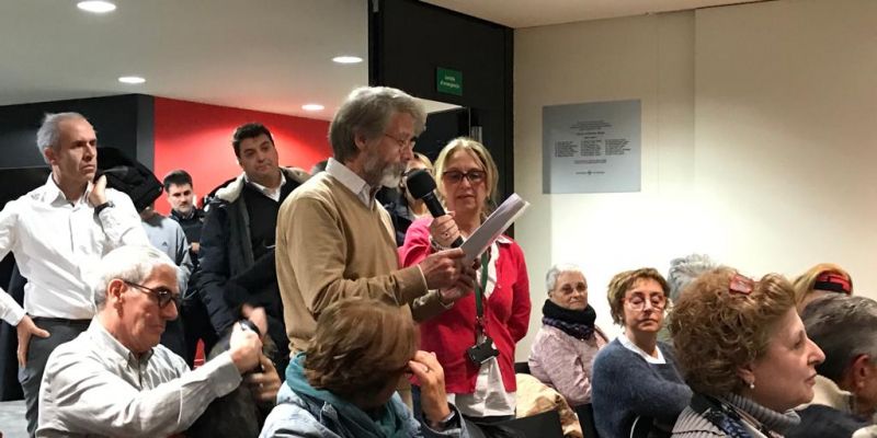 Hi ha hagut nombroses intervencions durant l'audiència pública. FOTO: TOT Sant Cugat