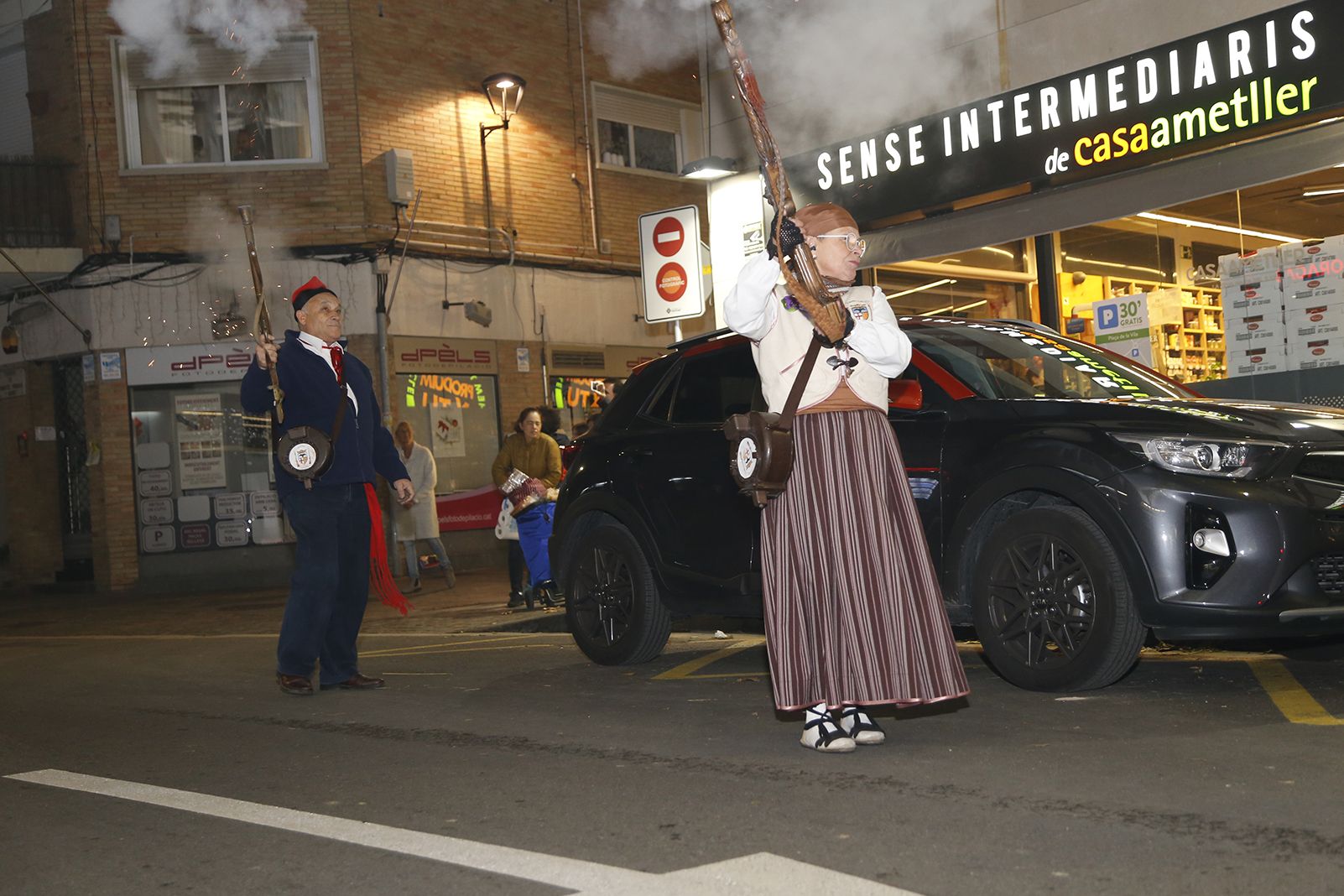 Rua pels carrers de Sant Cugat. FOTO: Anna Bassa