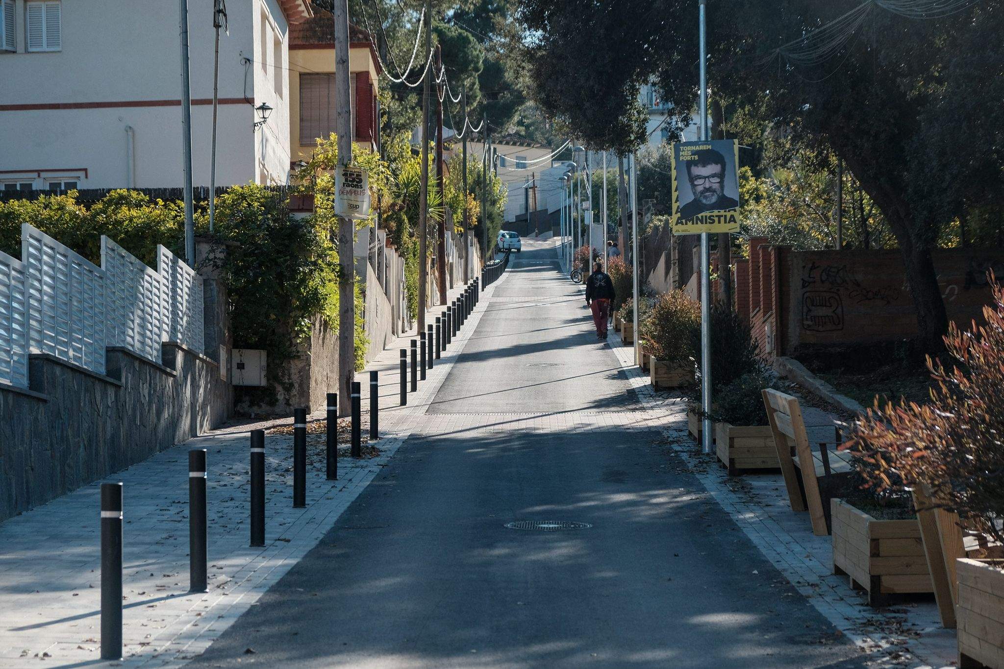 Paella popular per inaugurar l'arranjament de la Baixada de Can Llobet. FOTO: Ale Gómez