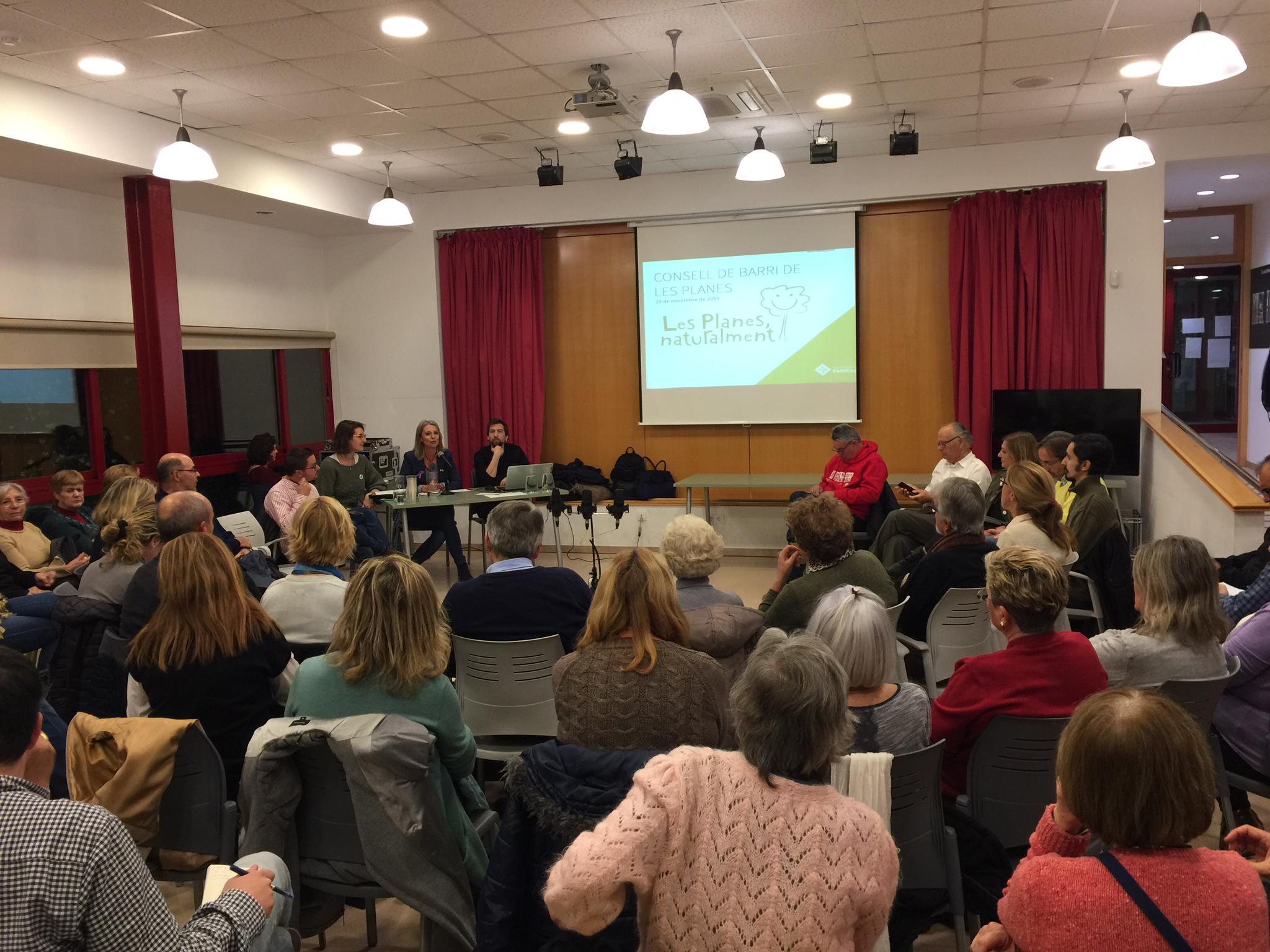 Constitució del Consell de Barri de les Planes. FOTO: C.Caballé