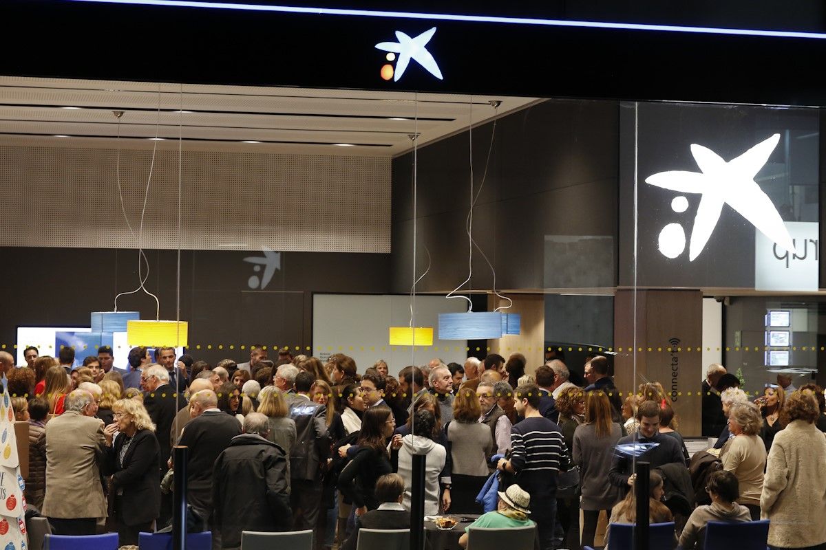 Inauguració de la nova oficina store de CaixaBank a Sant Cugat. FOTO: Yves Dimant