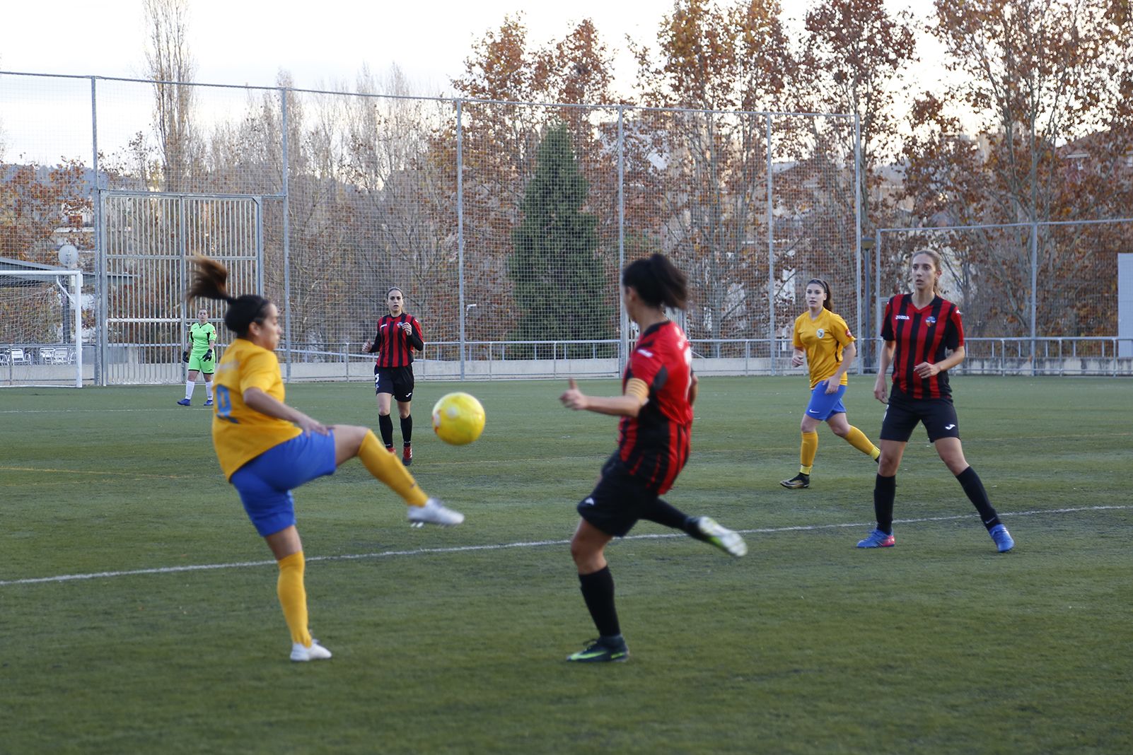 Partit de lliga futbol femení Sant Cugat FC- CD Fontasanta-Fatjó. FOTO: Anna Bassa