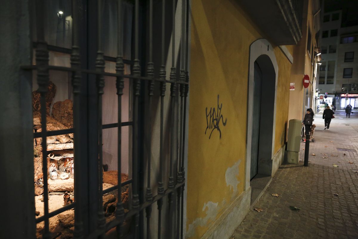 Concurs de pessebres a la finestra de NADAL dels carrers de Sant Cugat. FOTO: Yves Dimant
