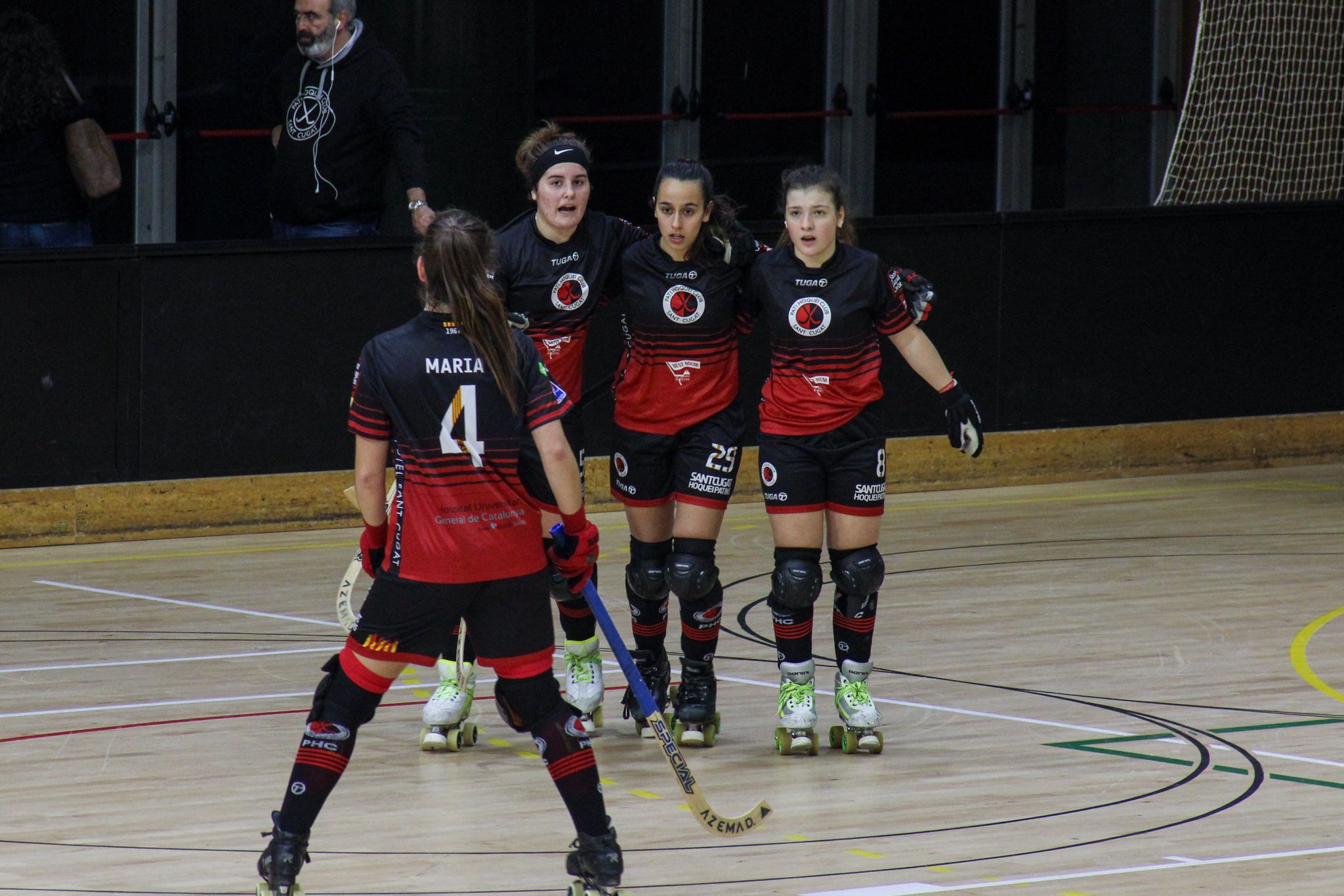 Lliga hoquei sobre patins femení. PHC Sant Cugat CP Vilanova. FOTO: Ale Gómez