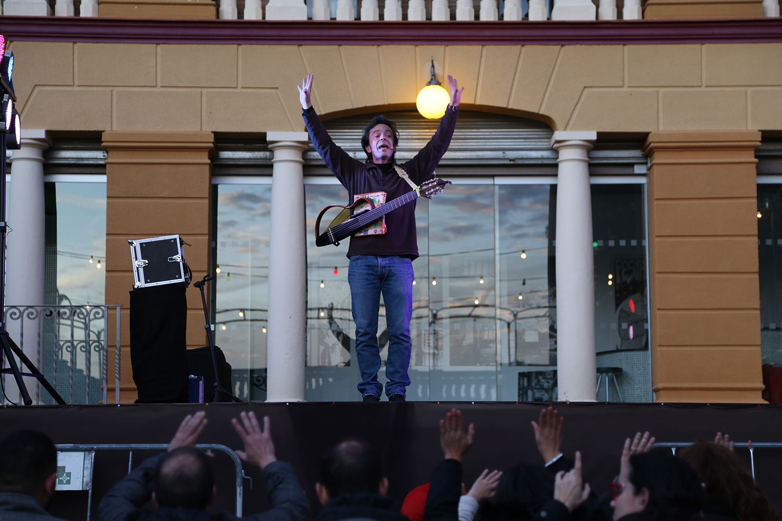 Espectacle per al caga tió a La Floresta. FOTO: Anna Bassa