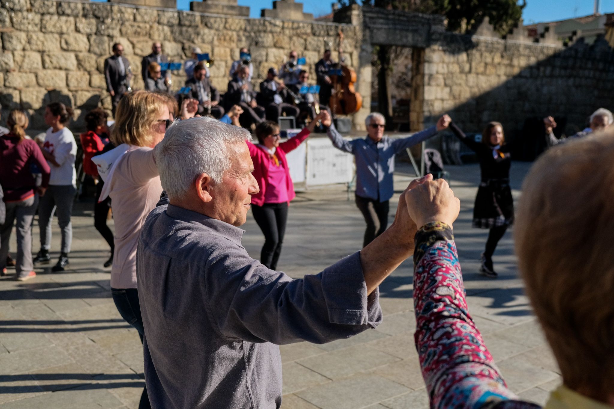 Ballada de Sardanes a la plaça d'Octavià. FOTO: Ale Gómez
