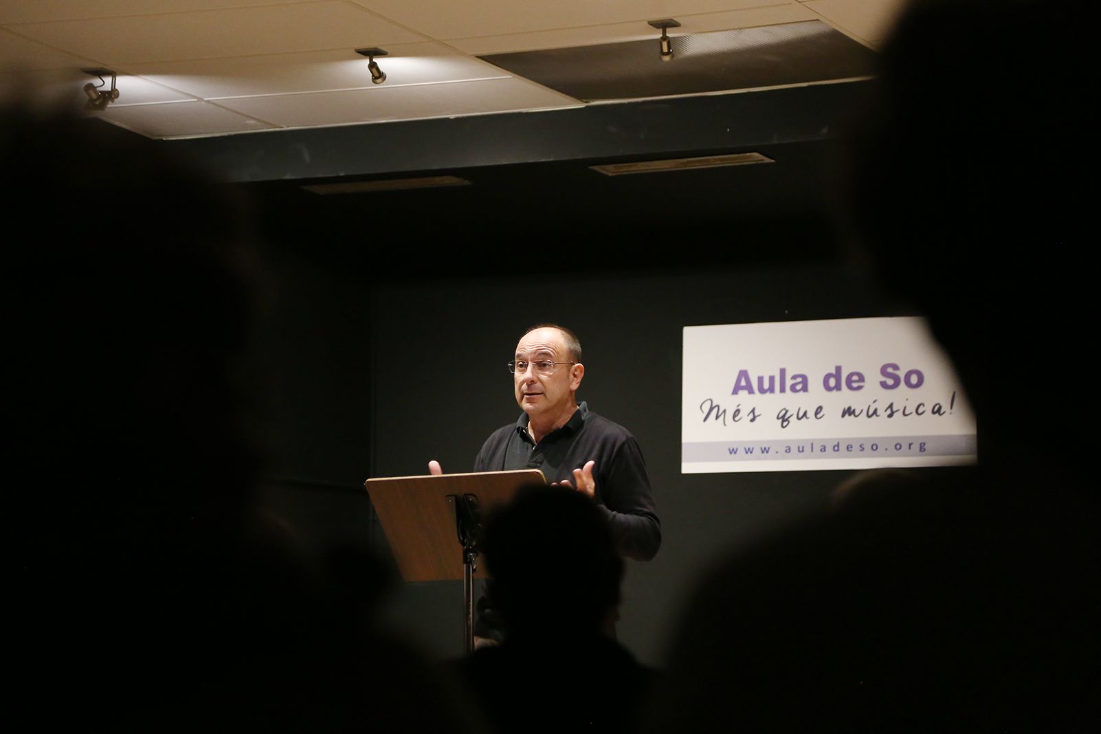 Concert benèfic en suport de Petits Músics del Món a l'Aula de So. FOTO: Anna Bassa