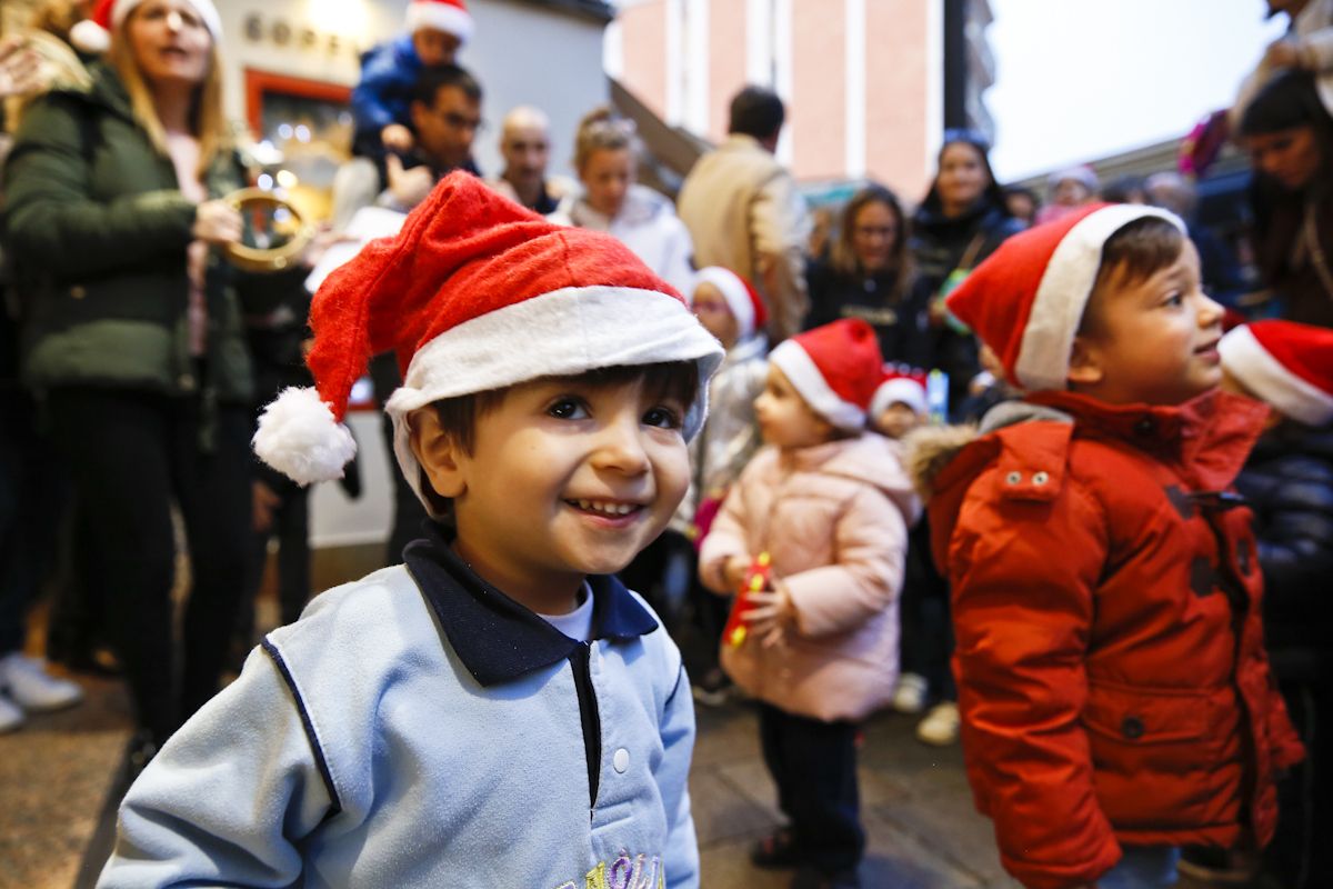 Les nadales de NADAL als carrers de Sant Cugat. FOTO: Yves Dimant