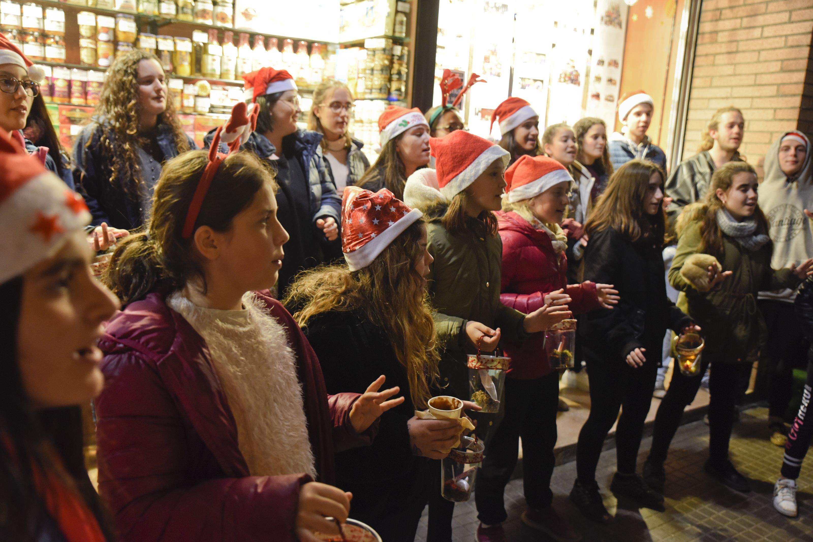 Cantada de nadales al barri del Monestir l'any 2018. FOTO: Bernat Millet