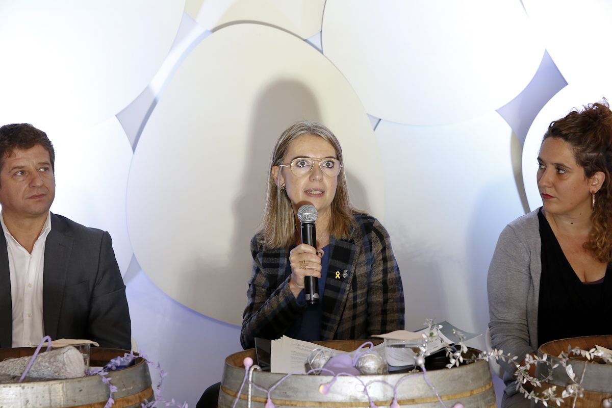 Vermut amb l'alcaldesa al Vilab. FOTO: Yves Dimant