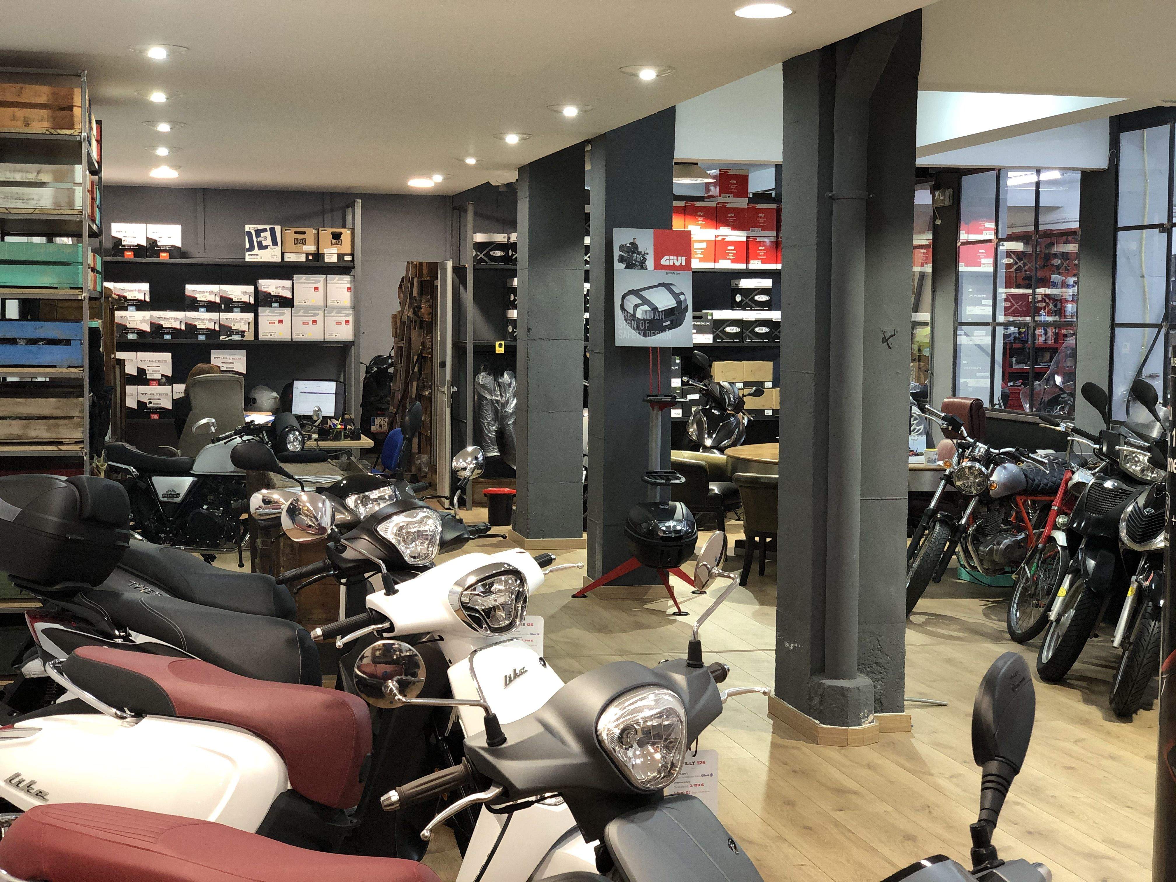 La botiga-taller Castellví Motor. FOTO: CEDIDA