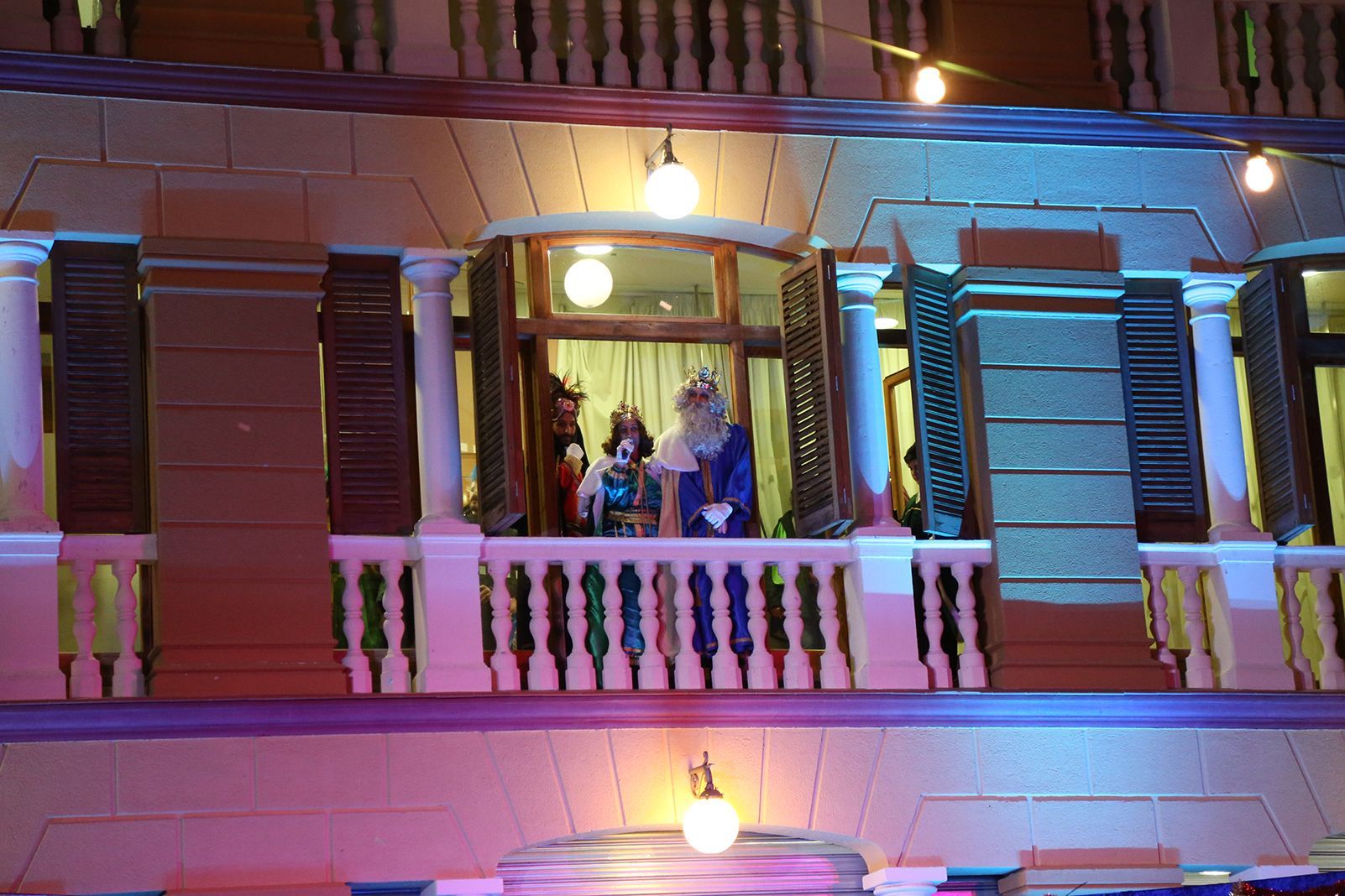 Els Reis donen la benvinguda a tothom. FOTO: Anna Bassa