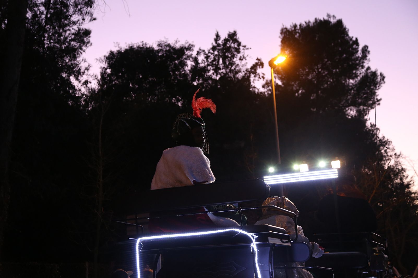 Cavalcada pels carrers de Valldoreix. FOTO: Anna Bassa