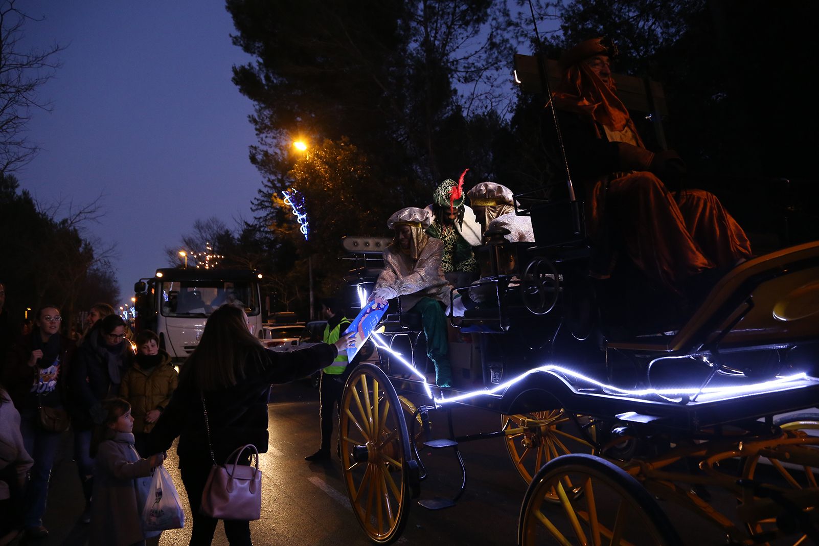 Cavalcada pels carrers de Valldoreix. FOTO: Anna Bassa