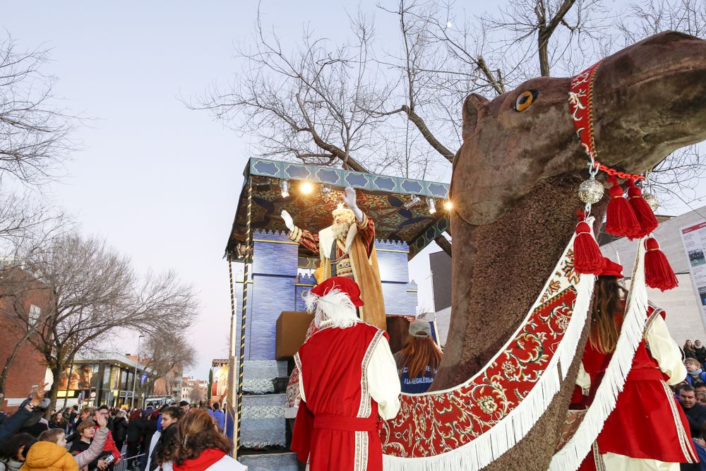 La cavalcada dels Reis Mags a Sant Cugat. FOTO: Yves Dimant