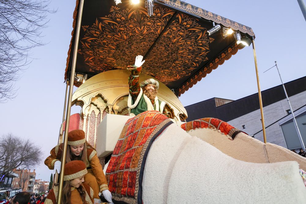 La cavalcada dels Reis Mags a Sant Cugat. FOTO: Yves Dimant