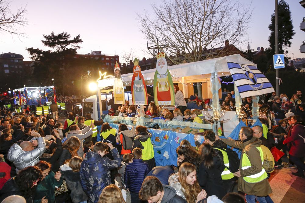 La cavalcada dels Reis Mags a Sant Cugat. FOTO: Yves Dimant