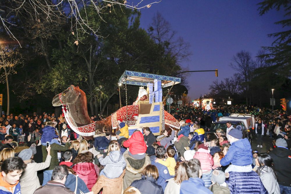 La cavalcada dels Reis Mags a Sant Cugat. FOTO: Yves Dimant