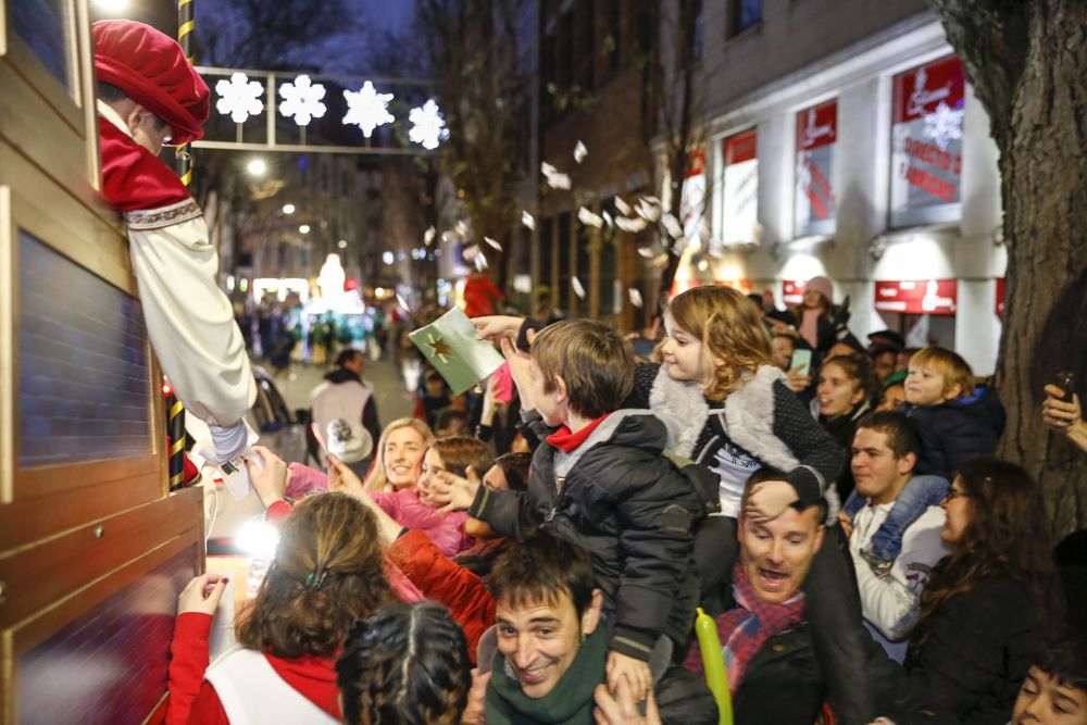 La cavalcada dels Reis Mags a Sant Cugat. FOTO: Yves Dimant