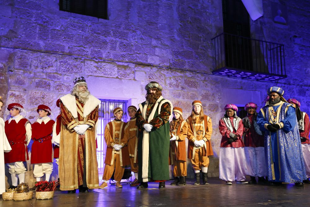 La cavalcada dels Reis Mags a Sant Cugat. FOTO: Yves Dimant