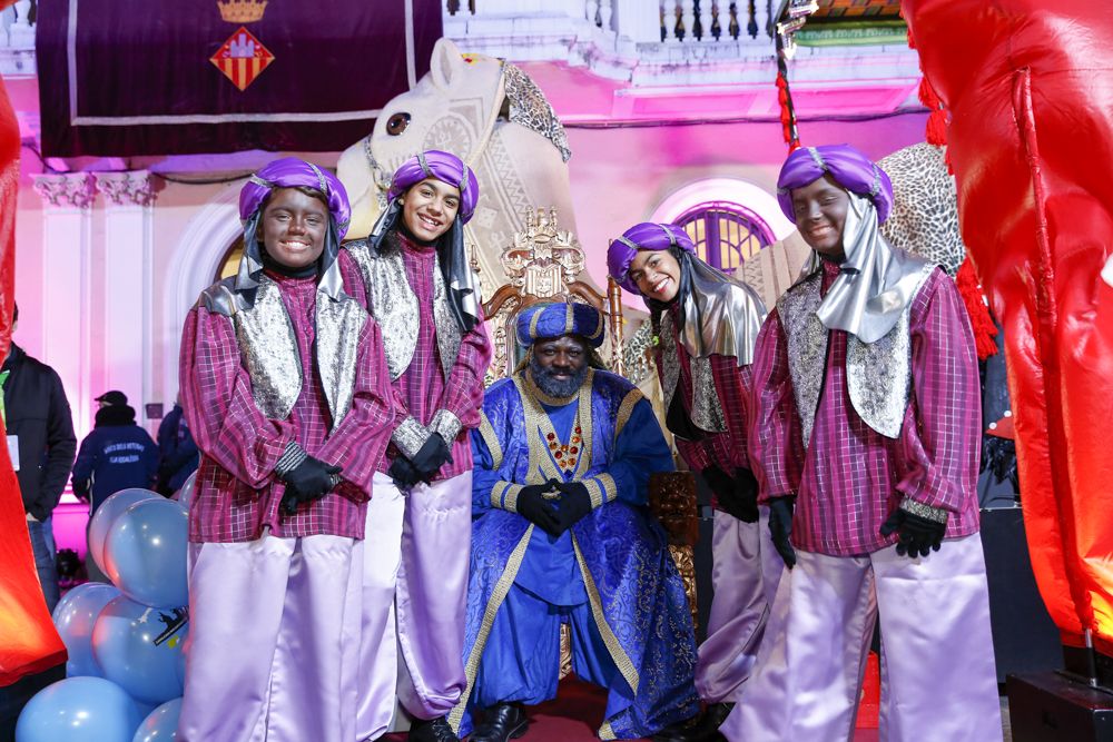 La cavalcada dels Reis Mags a Sant Cugat. FOTO: Yves Dimant