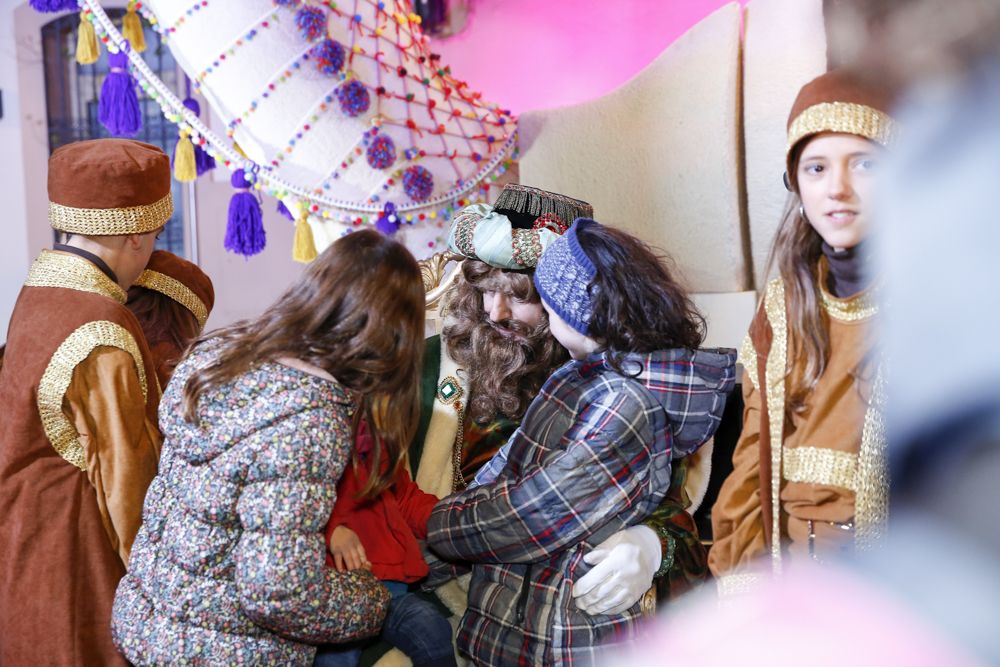 La cavalcada dels Reis Mags a Sant Cugat. FOTO: Yves Dimant