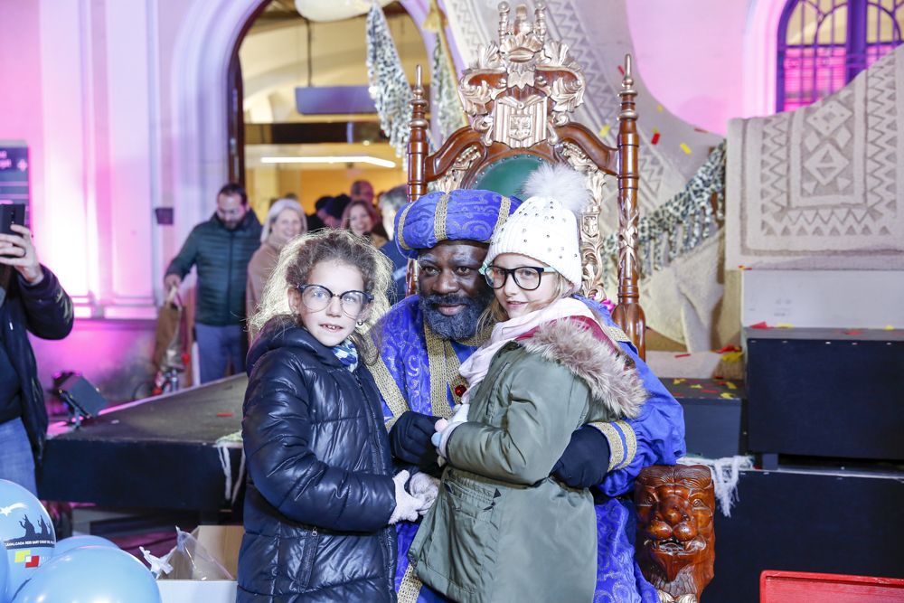 La cavalcada dels Reis Mags a Sant Cugat. FOTO: Yves Dimant