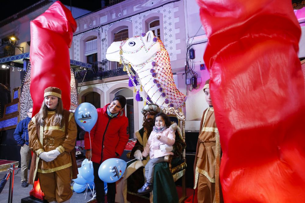 La cavalcada dels Reis Mags a Sant Cugat. FOTO: Yves Dimant