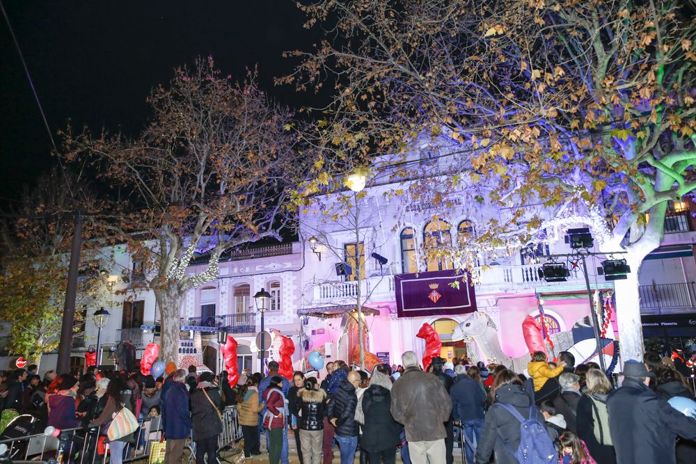 La cavalcada dels Reis Mags a Sant Cugat. FOTO: Yves Dimant