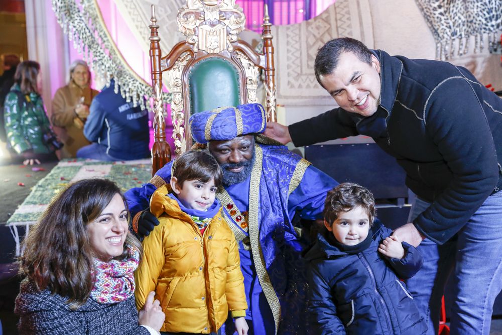 La cavalcada dels Reis Mags a Sant Cugat. FOTO: Yves Dimant