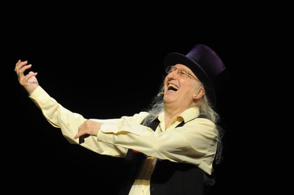 Gaudeix de la màgia i l'humor al Teatre-Auditori FOTO: Cedida