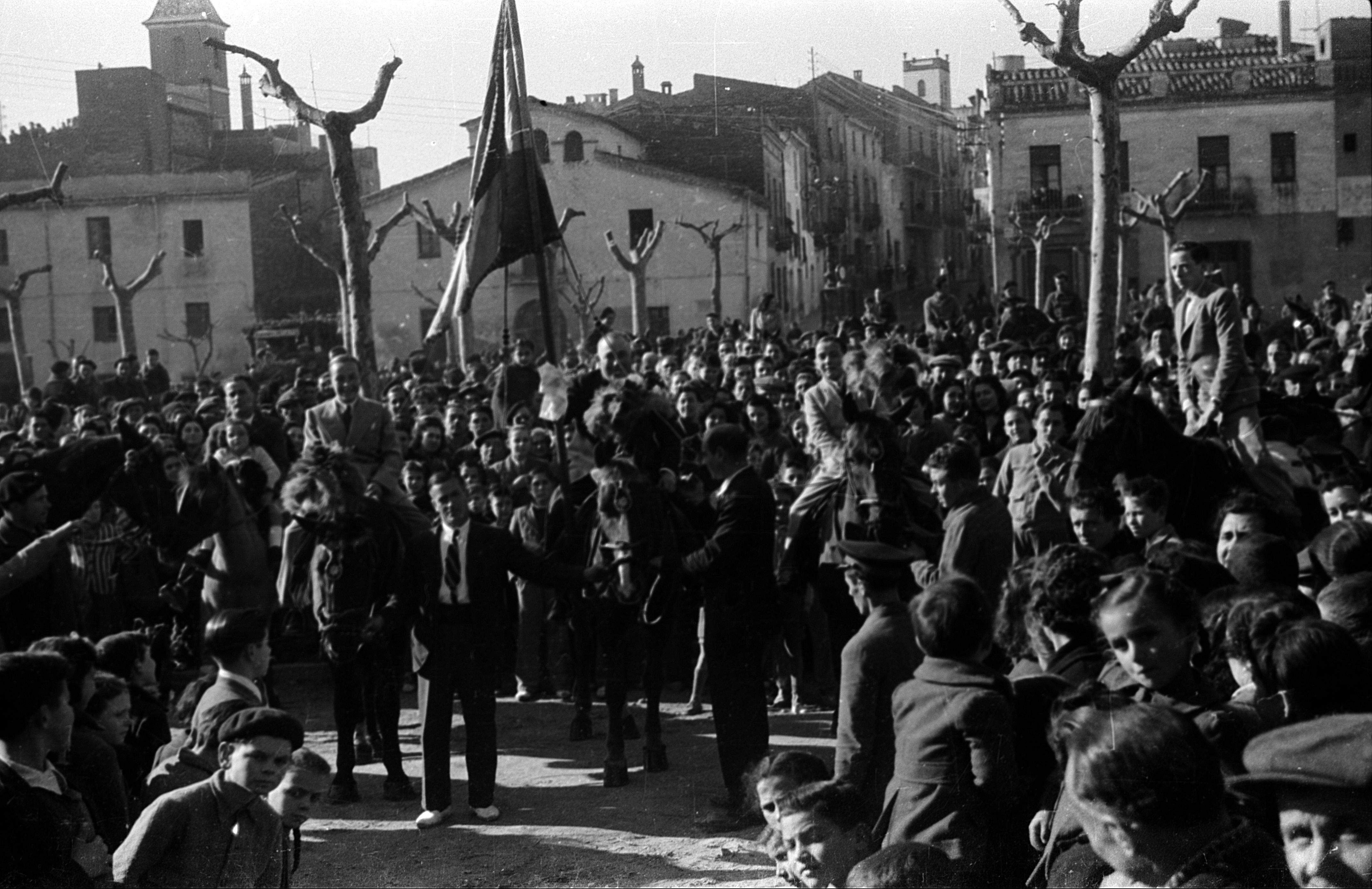 Rua dels Tres Tombs de l'any 1943. FOTO: Fons Cabanas
