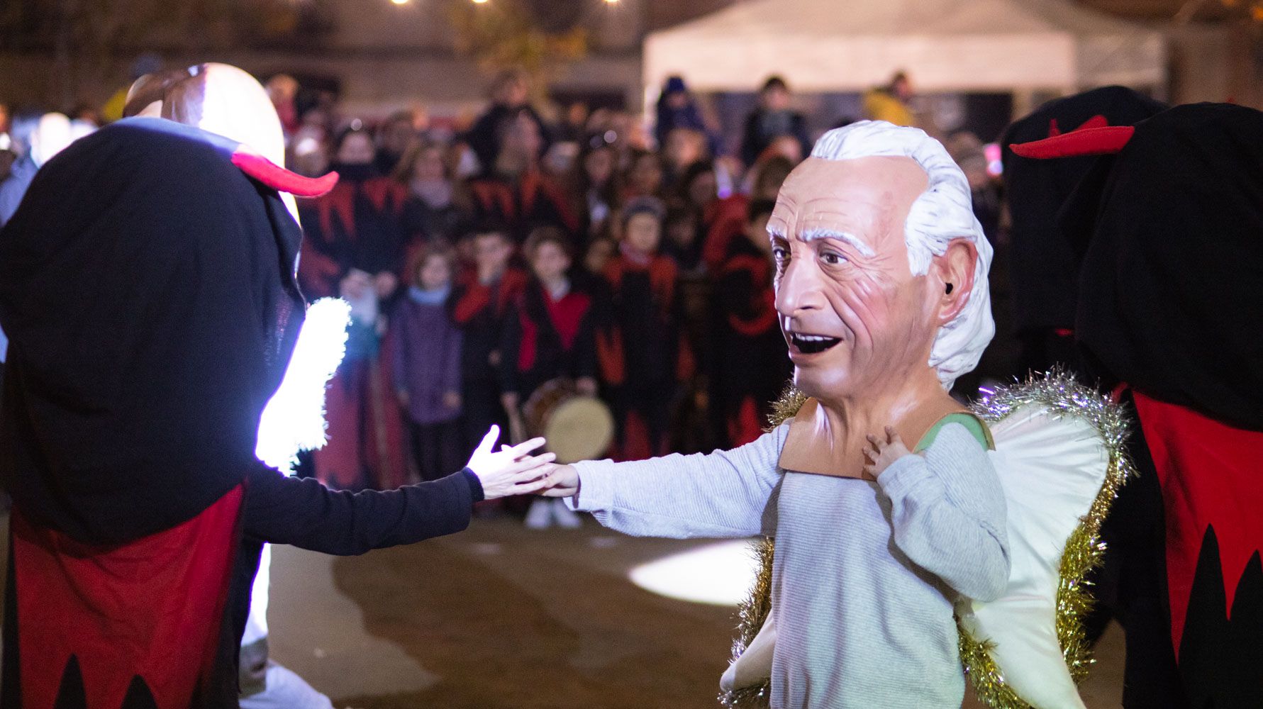 Els foguerons dels tres tombs. Foto: Adrián Gómez