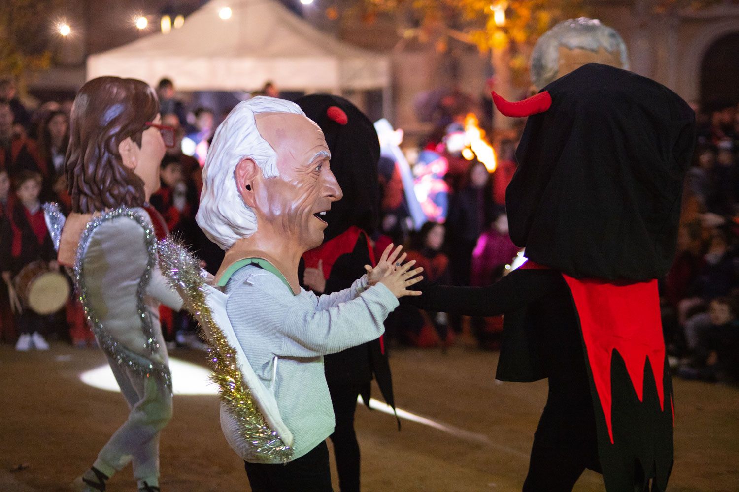 Els foguerons dels tres tombs. Foto: Adrián Gómez