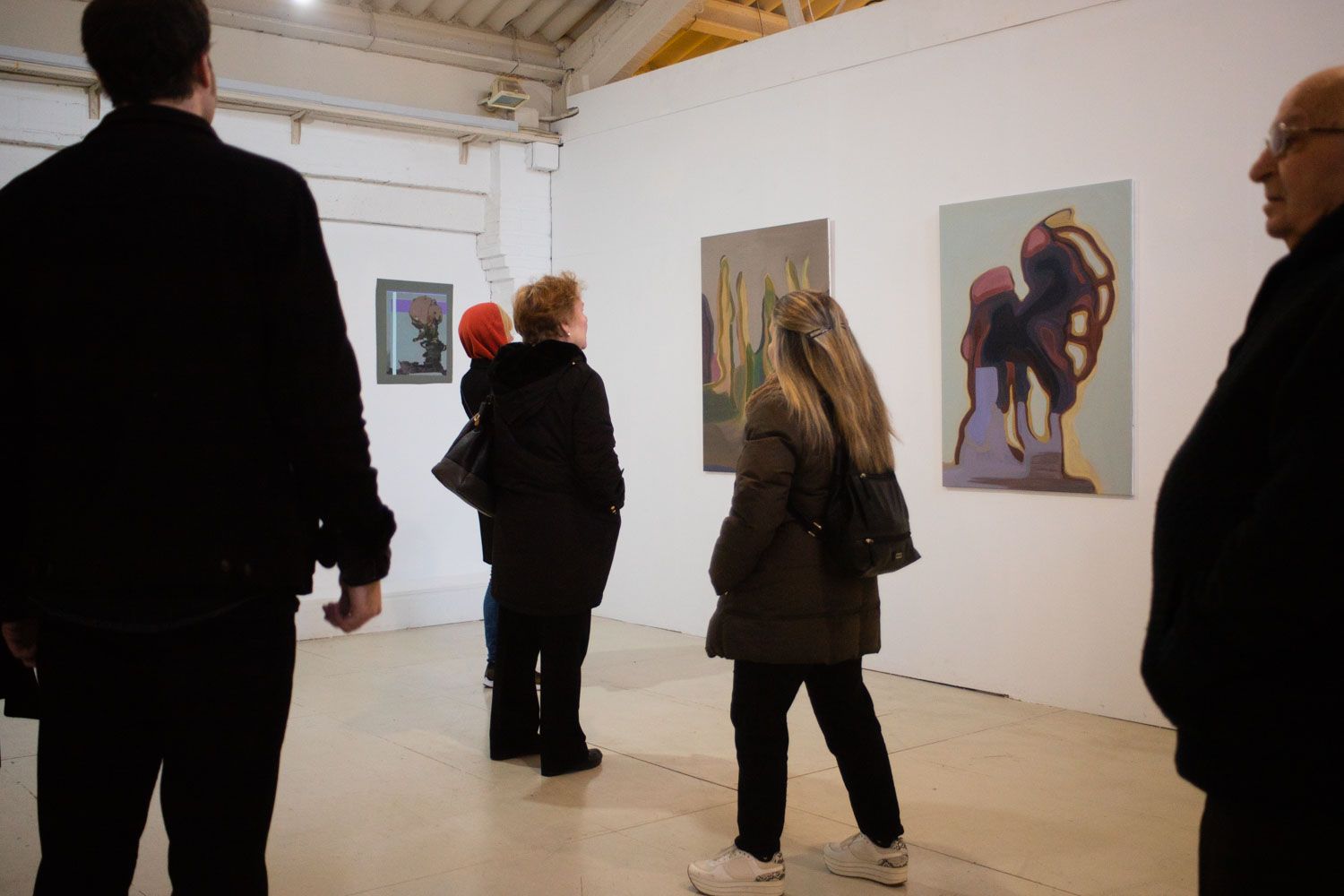 Inauguració d'exposició: 'Vísteme', de Víctor Roig i Aaron Vico al Mercantic. Foto: Adrián Gómez.