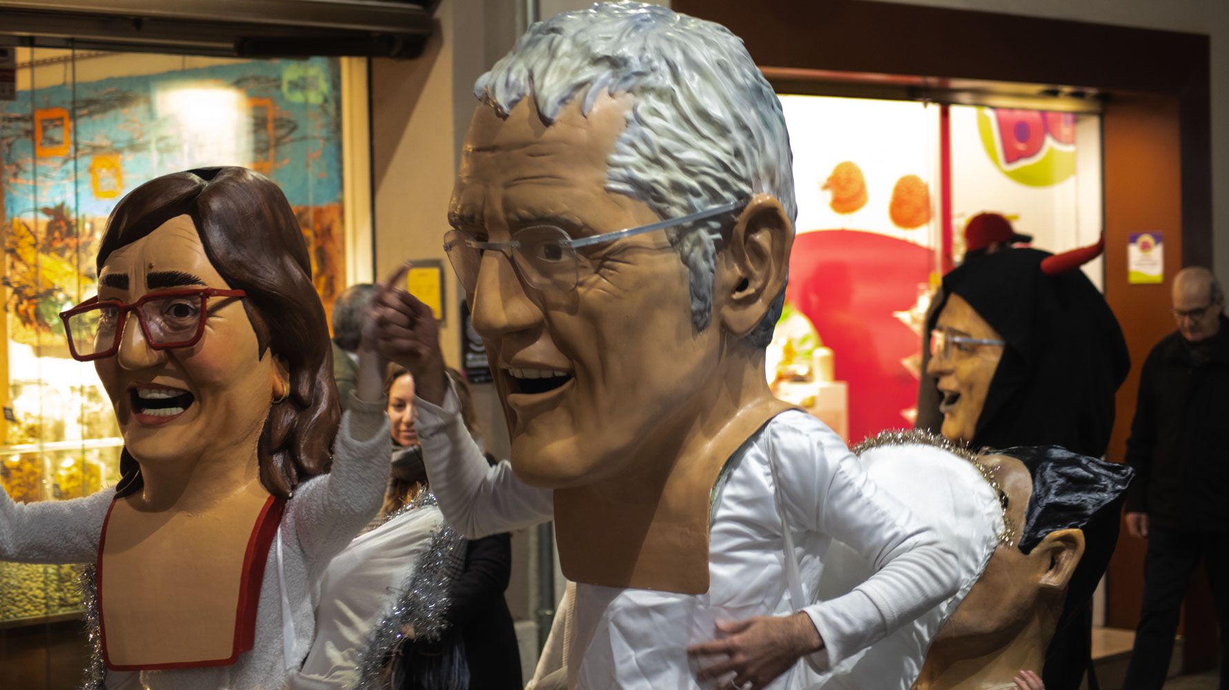 Els foguerons dels tres tombs. Foto: Adrián Gómez