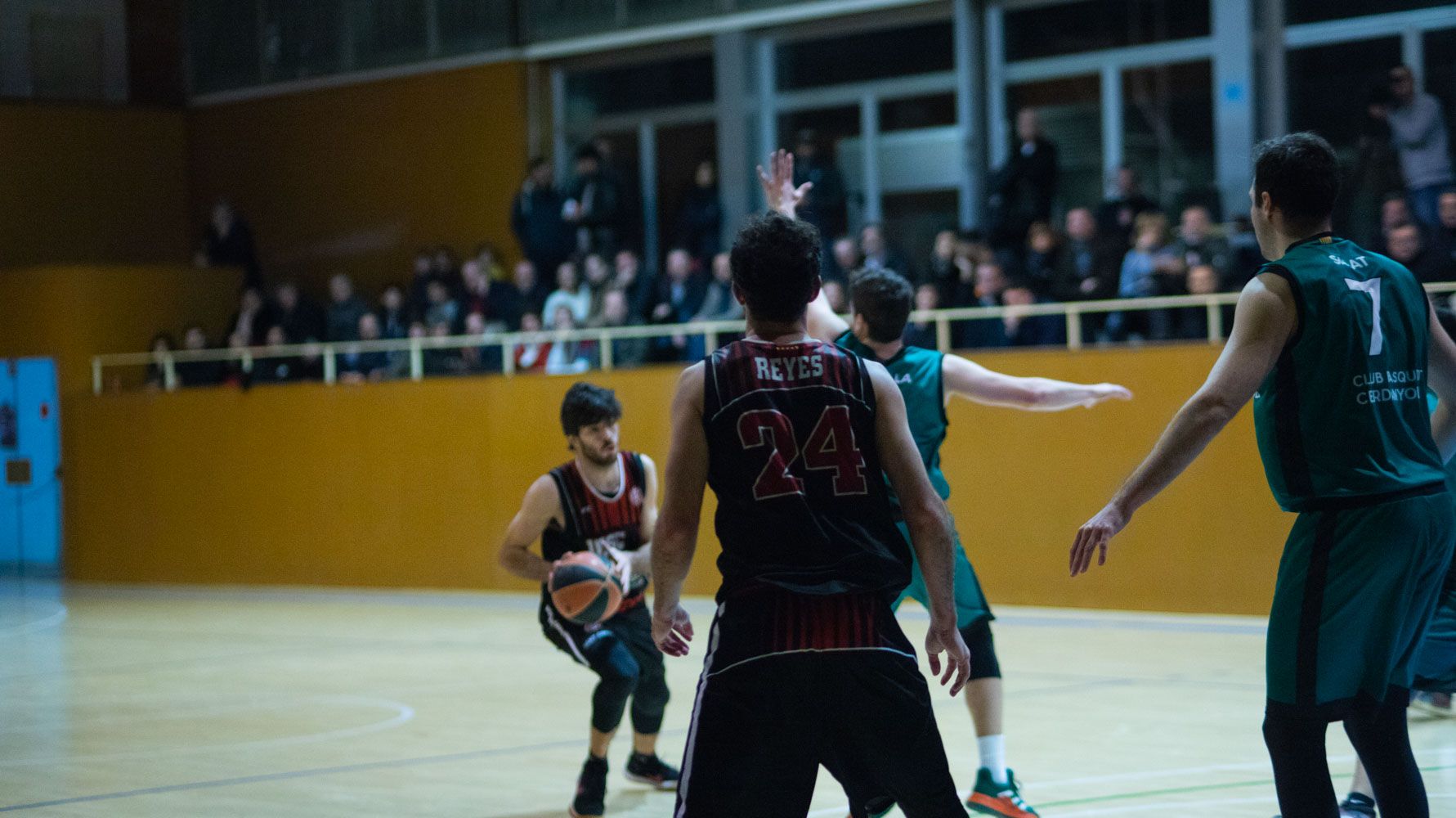 Bàsquet masculí. Partit de lliga. UE Sant Cugat-CB Cerdanyola. Foto: Adrián Gómez
